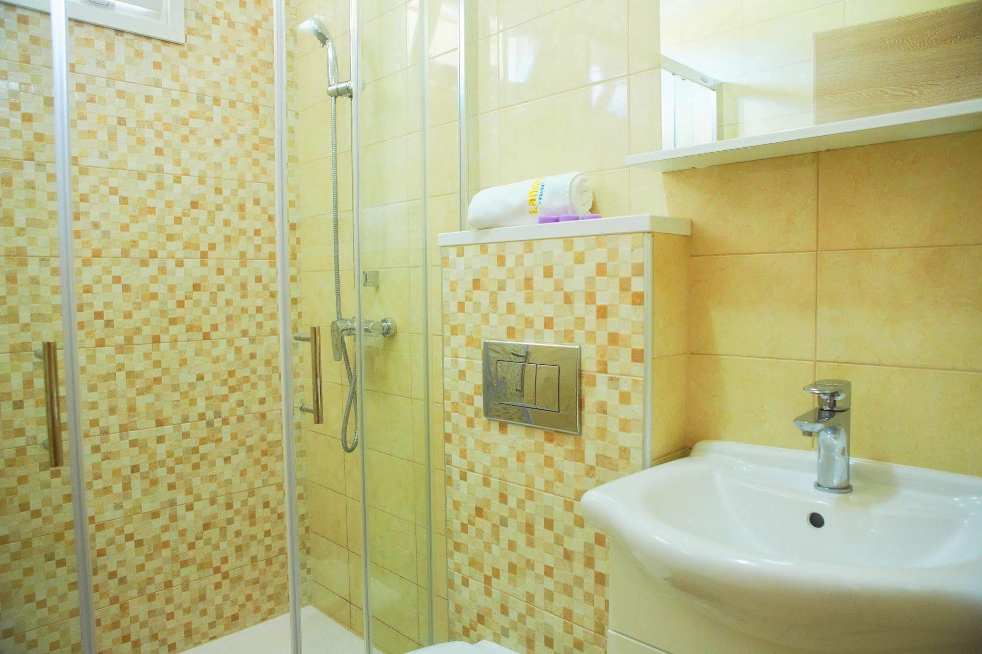 Lando Resort Kampor Esterno foto
